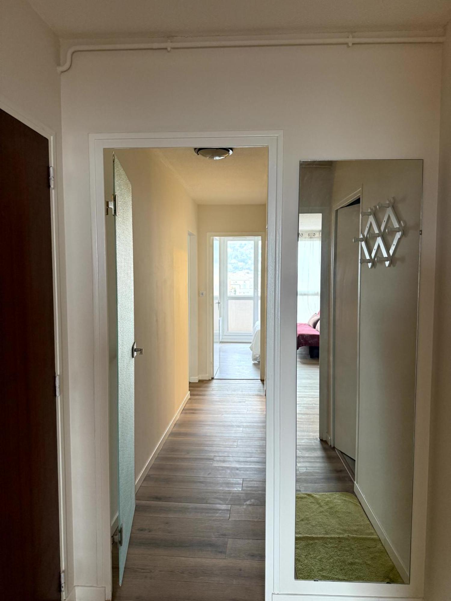 Appartement 4P 70M2 Plein Centre Avec Parking Agen Dış mekan fotoğraf