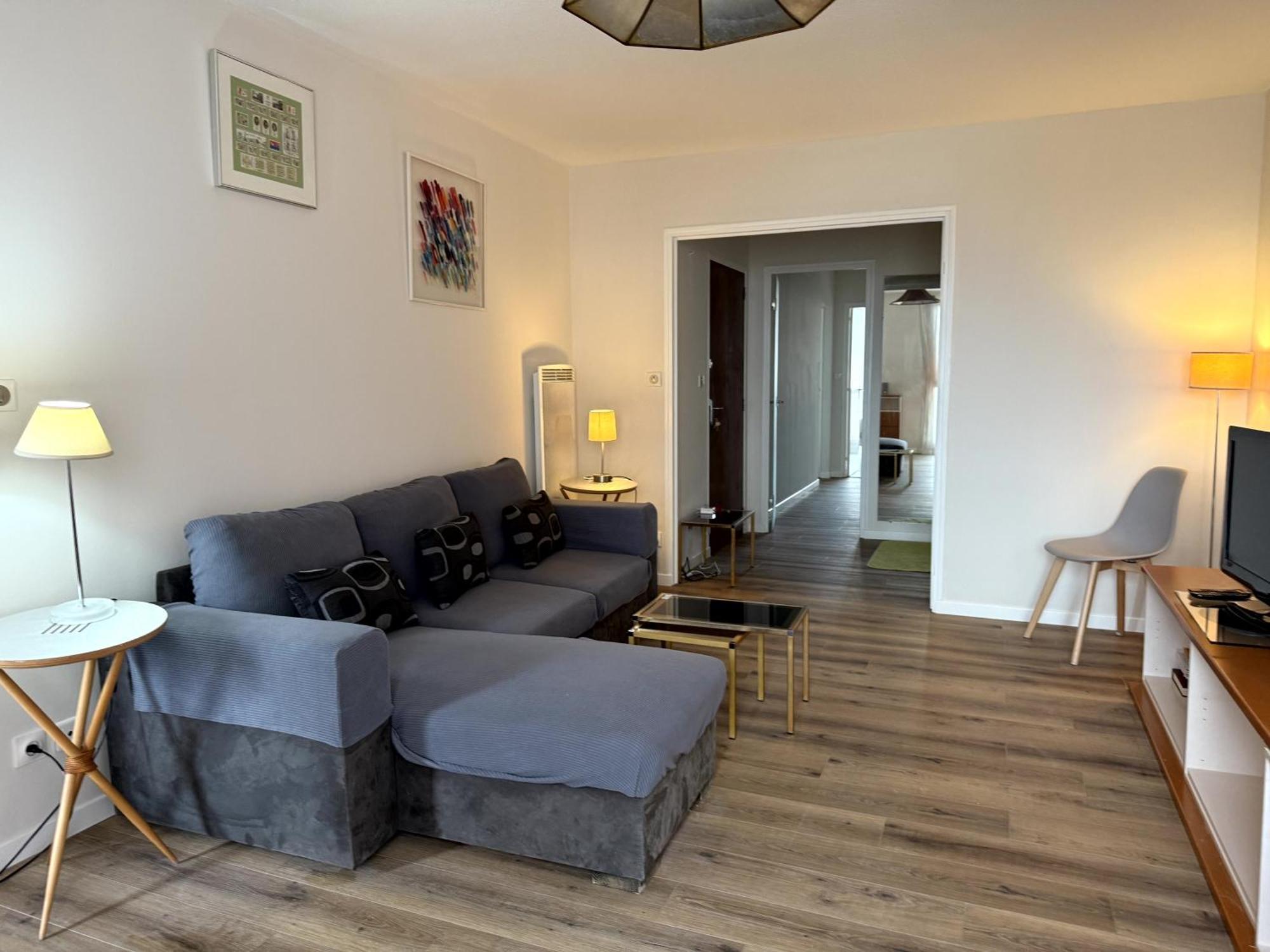 Appartement 4P 70M2 Plein Centre Avec Parking Agen Dış mekan fotoğraf