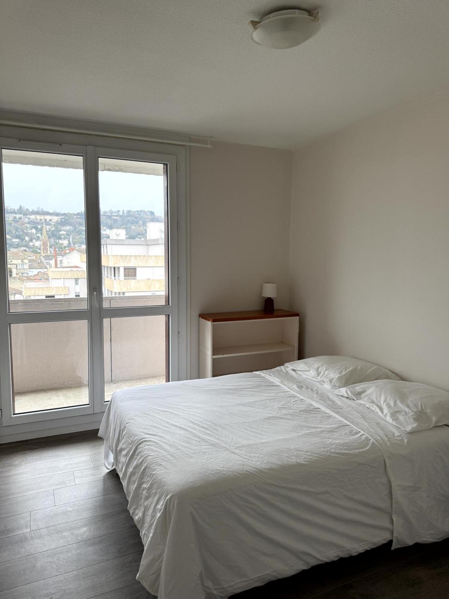 Appartement 4P 70M2 Plein Centre Avec Parking Agen Dış mekan fotoğraf