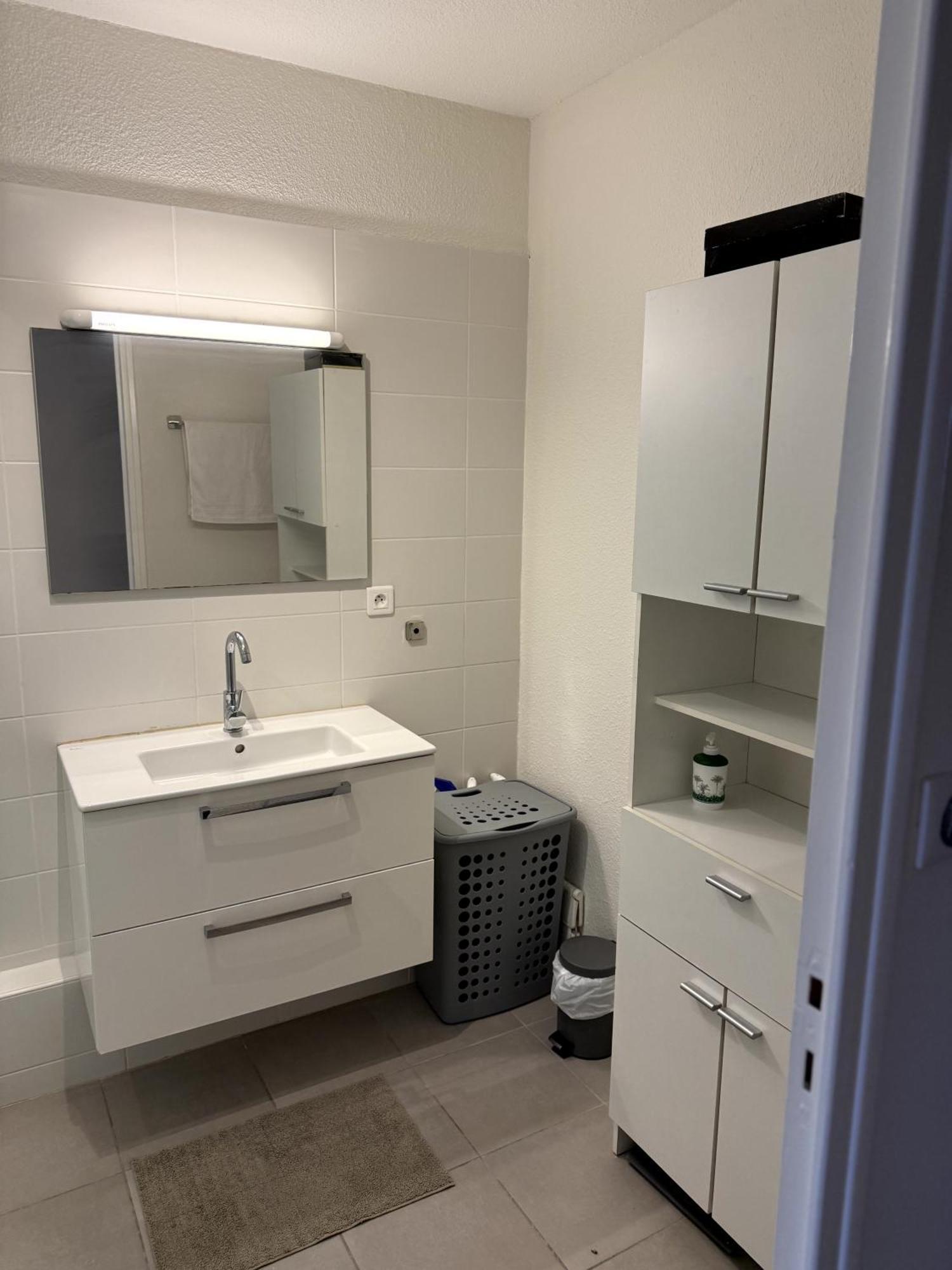 Appartement 4P 70M2 Plein Centre Avec Parking Agen Dış mekan fotoğraf