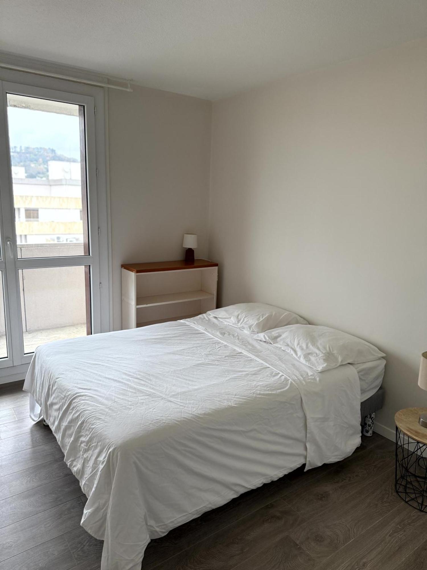 Appartement 4P 70M2 Plein Centre Avec Parking Agen Dış mekan fotoğraf