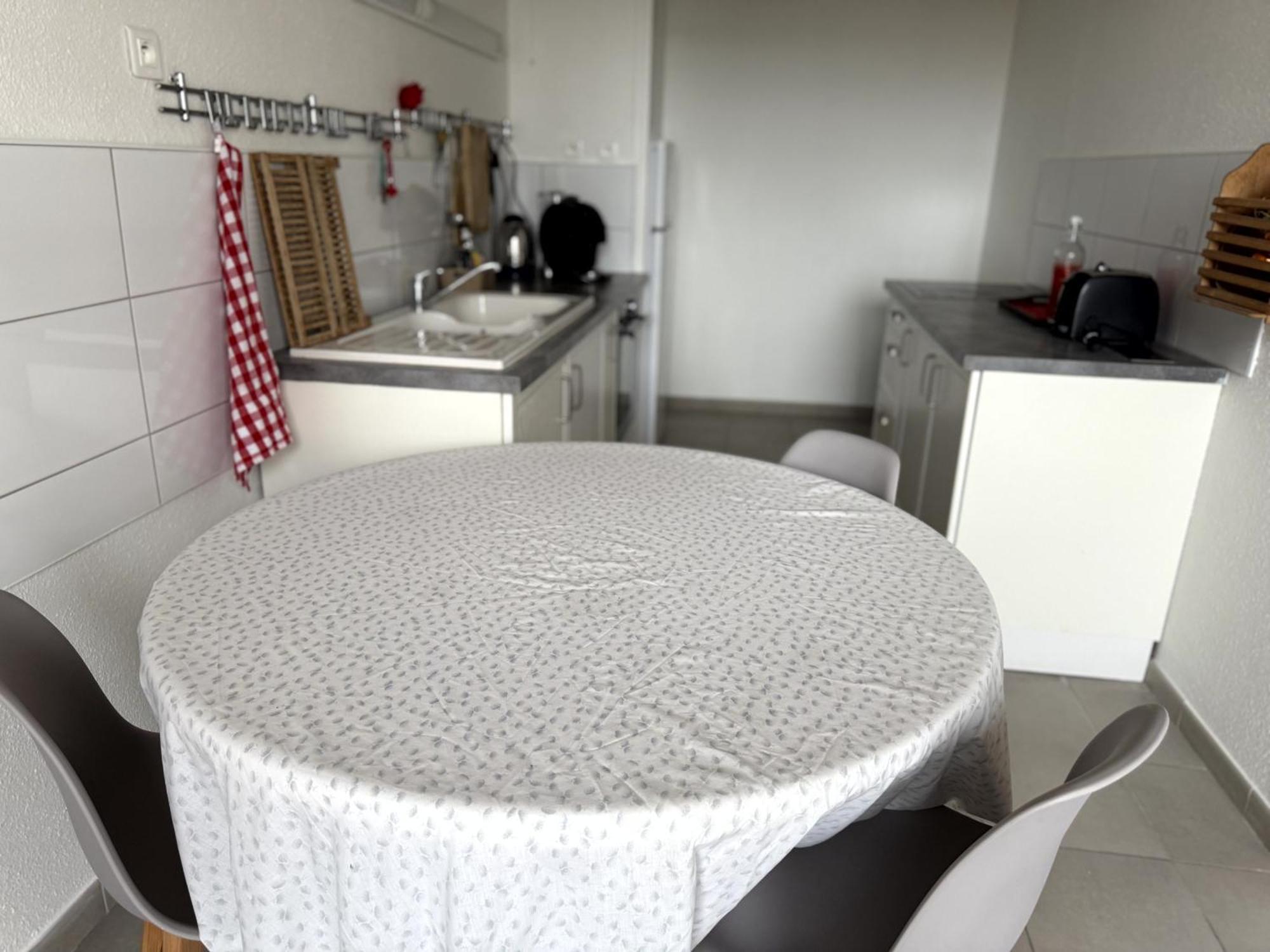 Appartement 4P 70M2 Plein Centre Avec Parking Agen Dış mekan fotoğraf